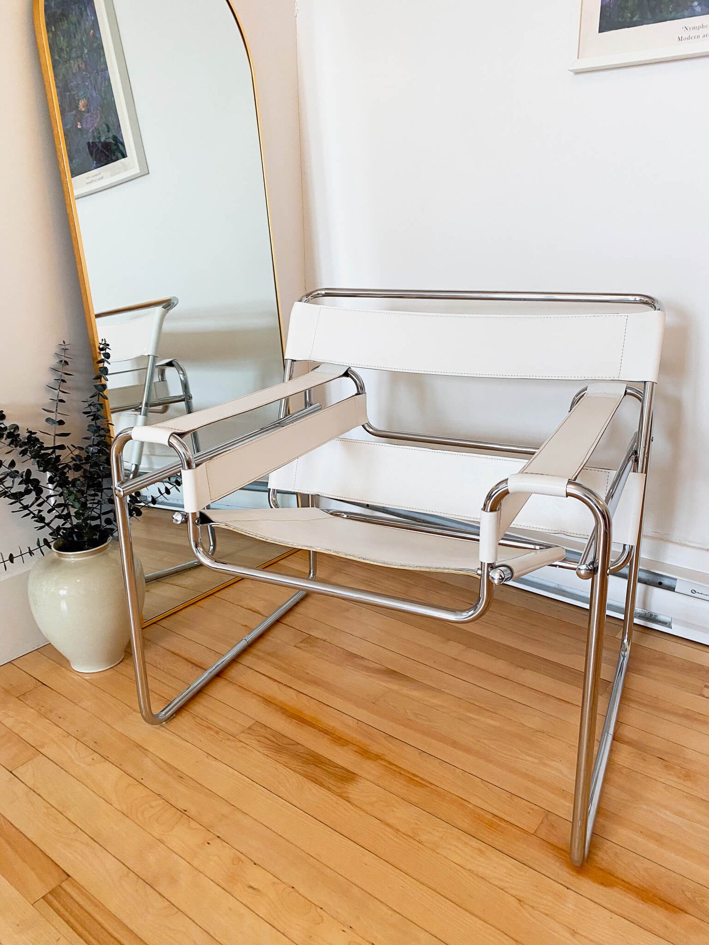 Chaise Mid-century Wassily blanche