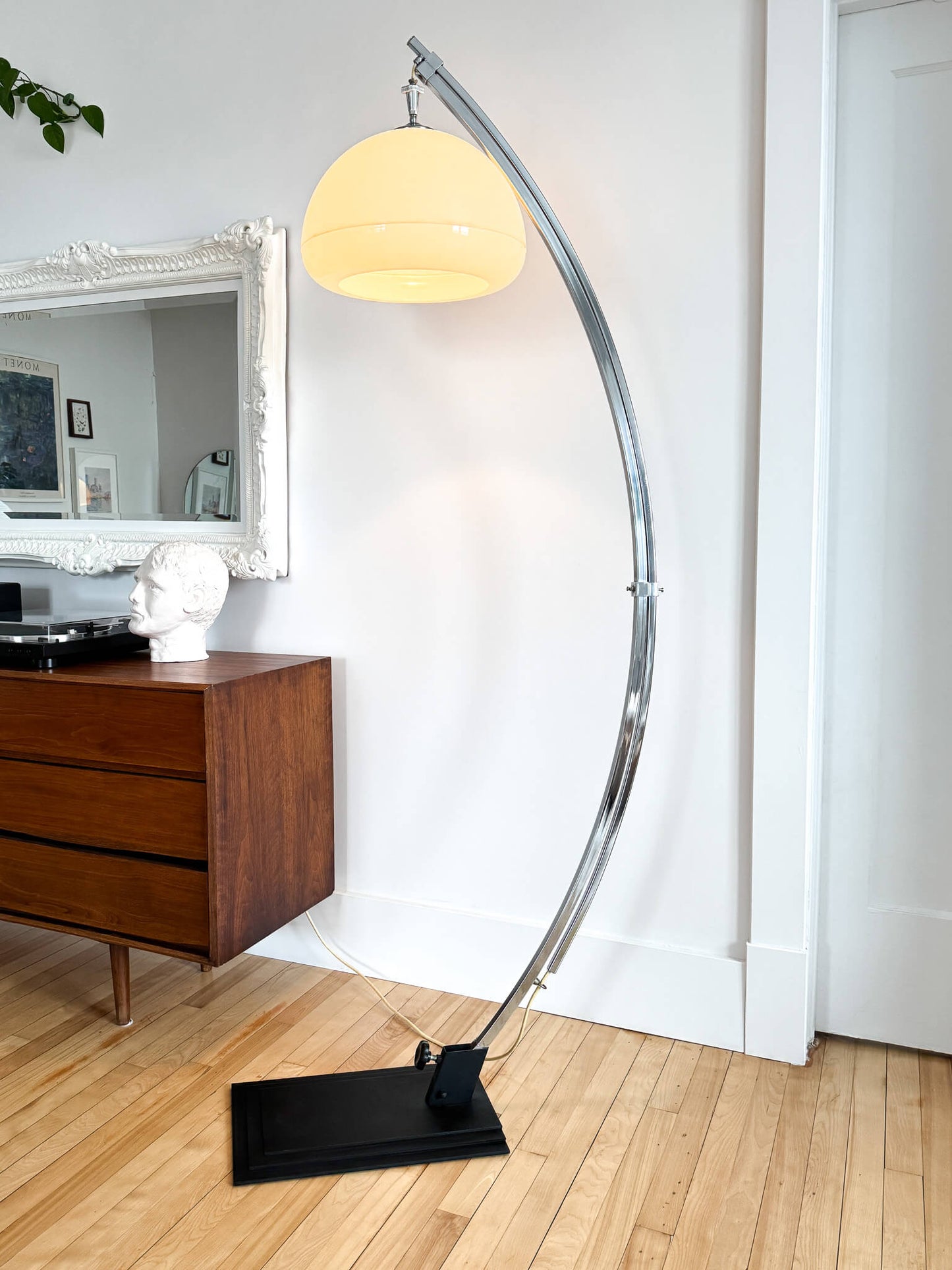 Lampe sur pied vintage Mid-Century en arc avec hauteur ajustable
