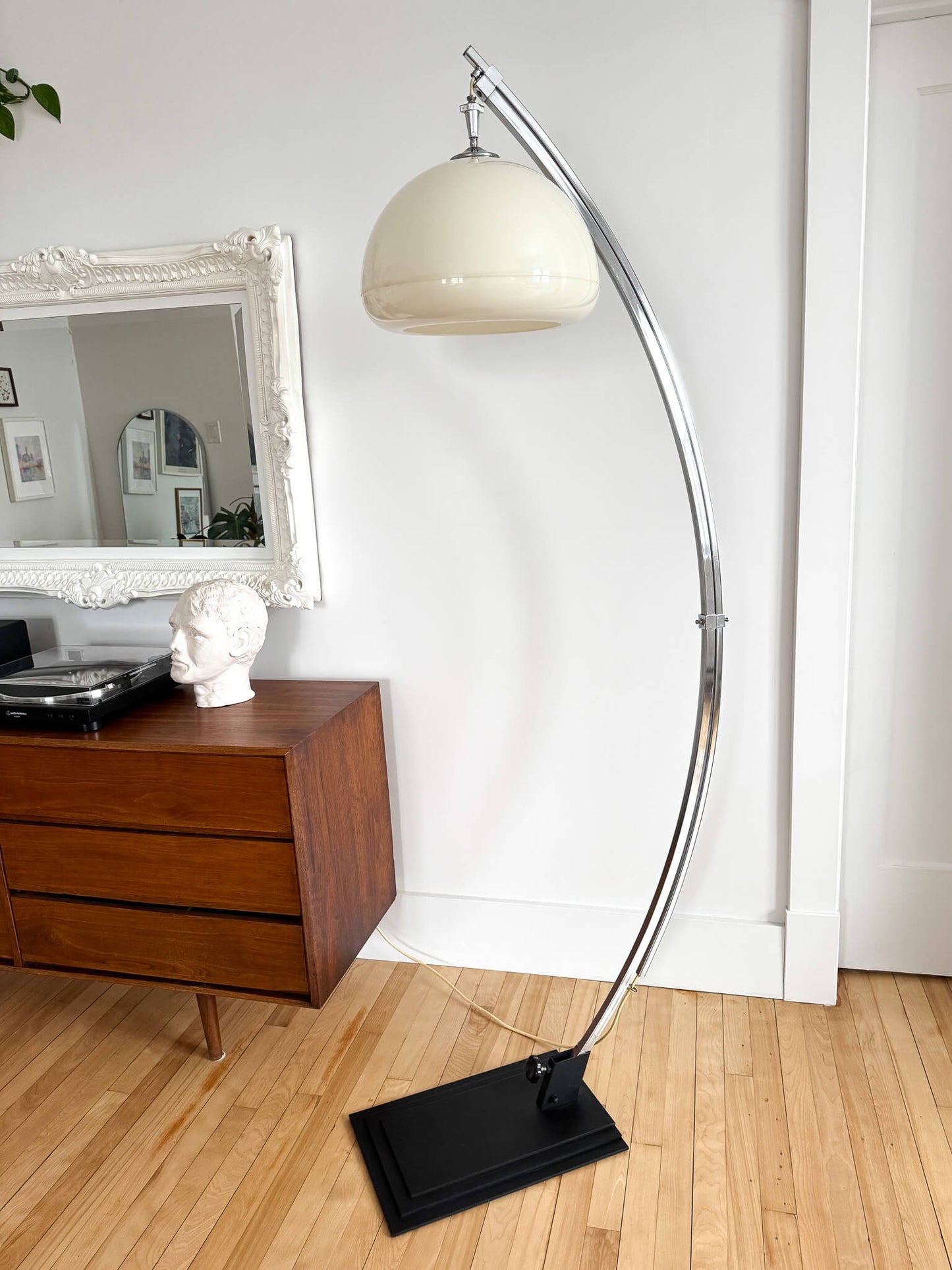 Lampe sur pied vintage Mid-Century en arc avec hauteur ajustable