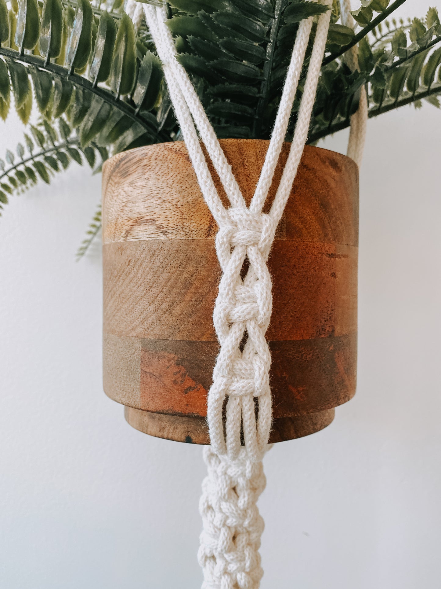 LANA, jardinière suspendue en macramé