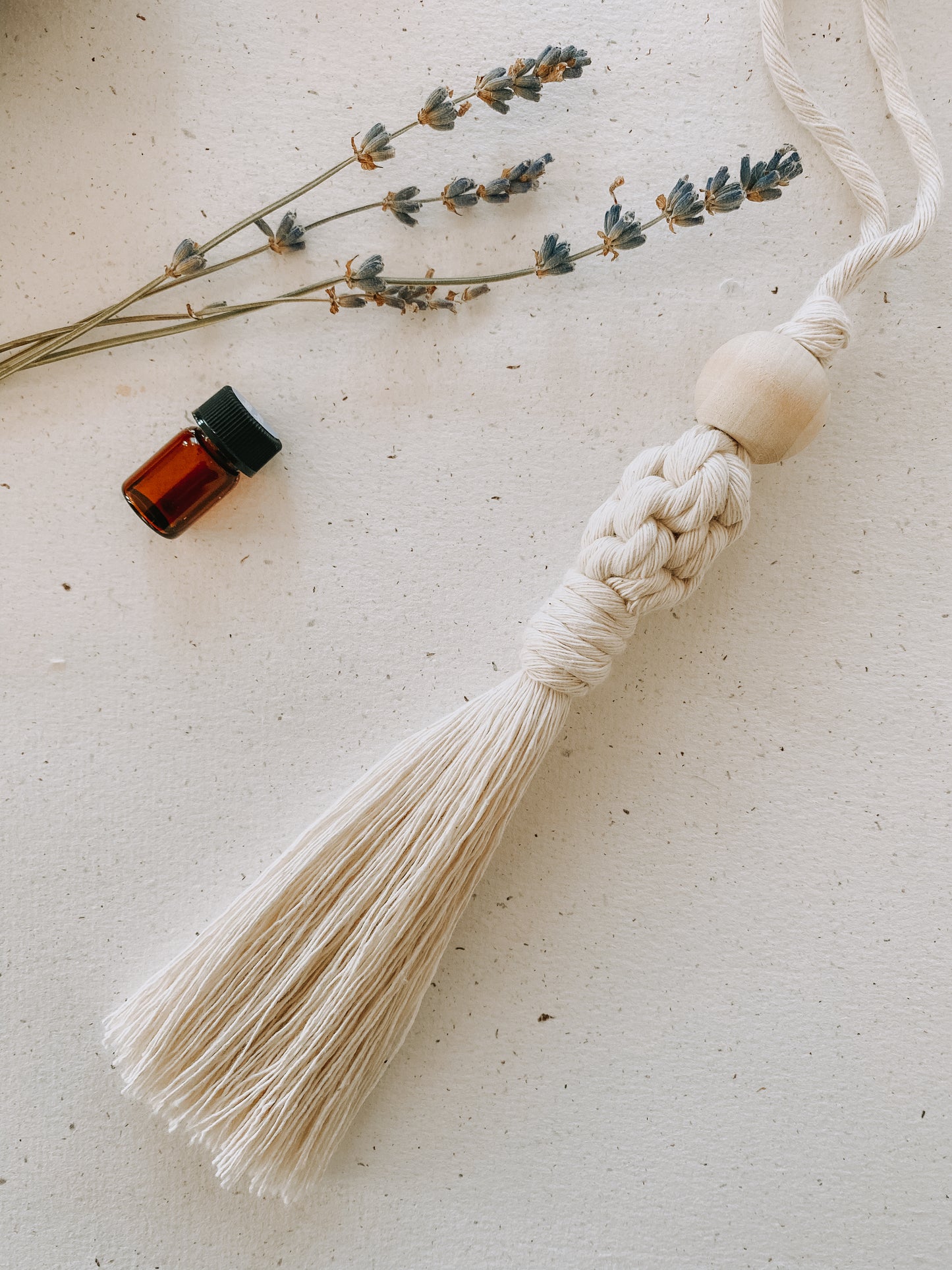 ULYSSE, diffuseur d'huiles essentielles en macramé