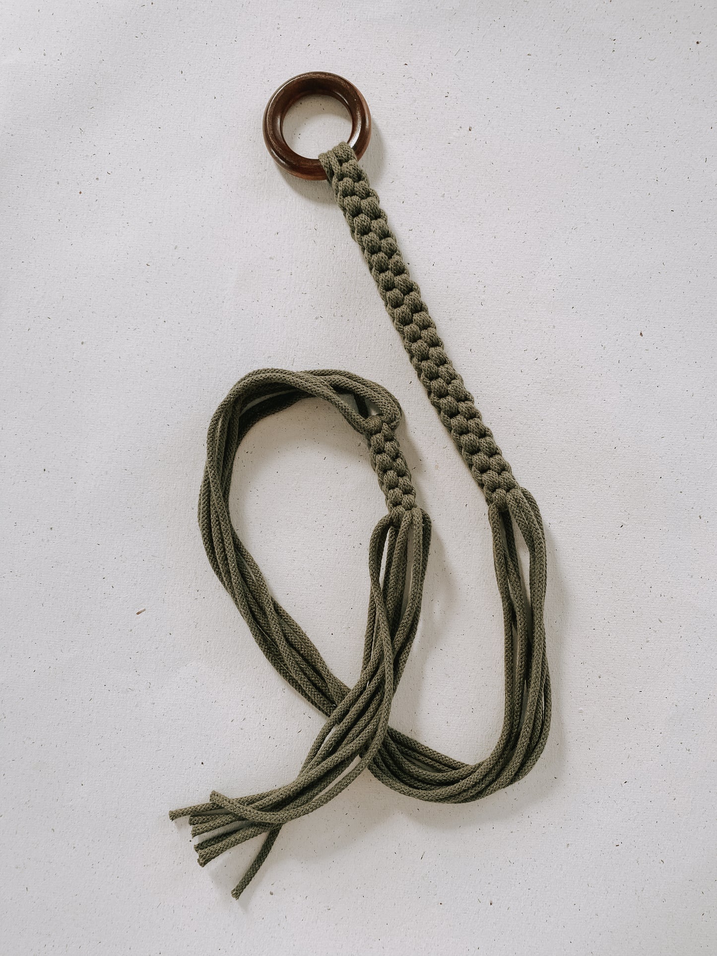 SOFIA, jardinière suspendue en macramé