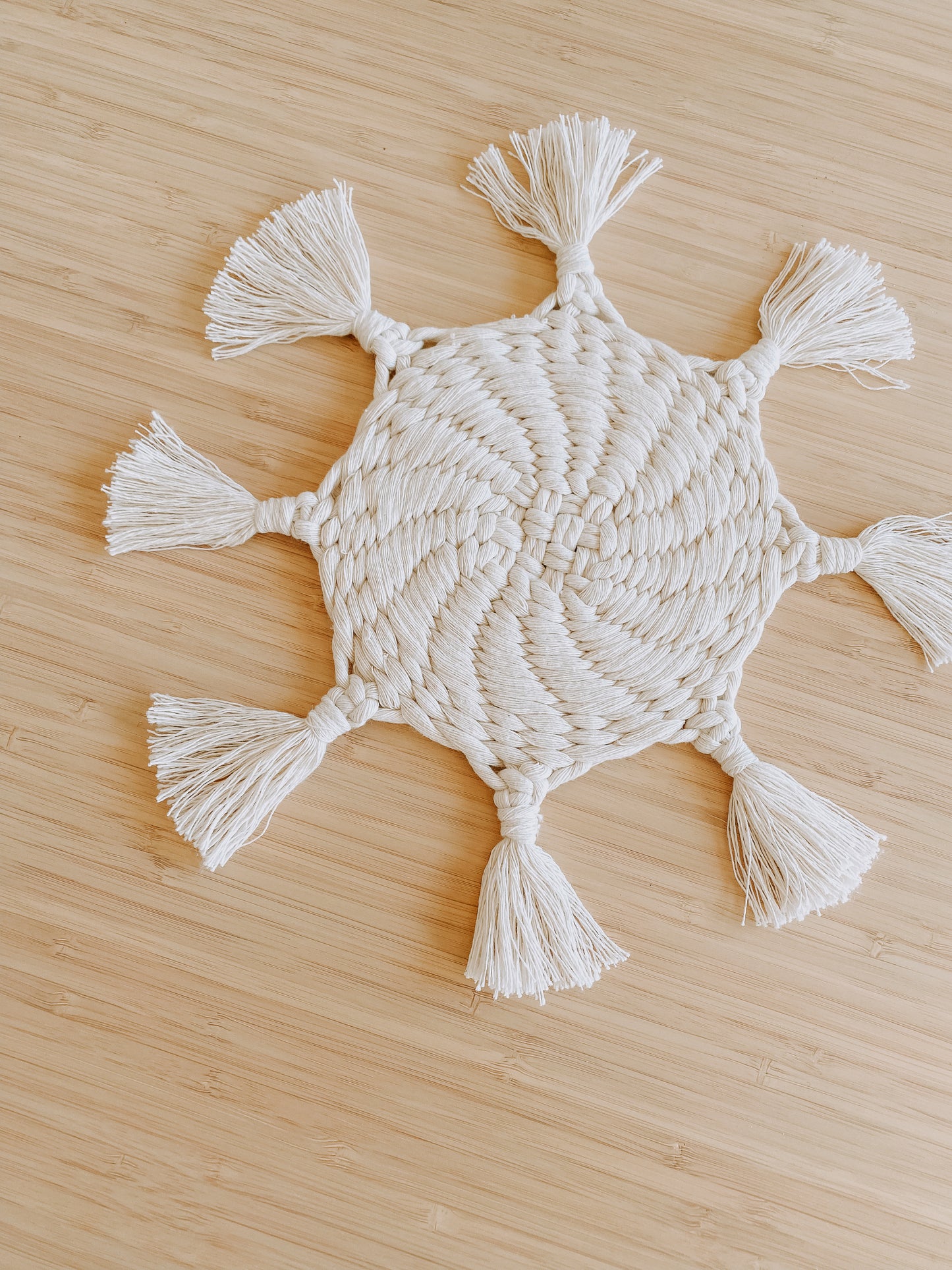 SOLIS, sous-plat en macramé