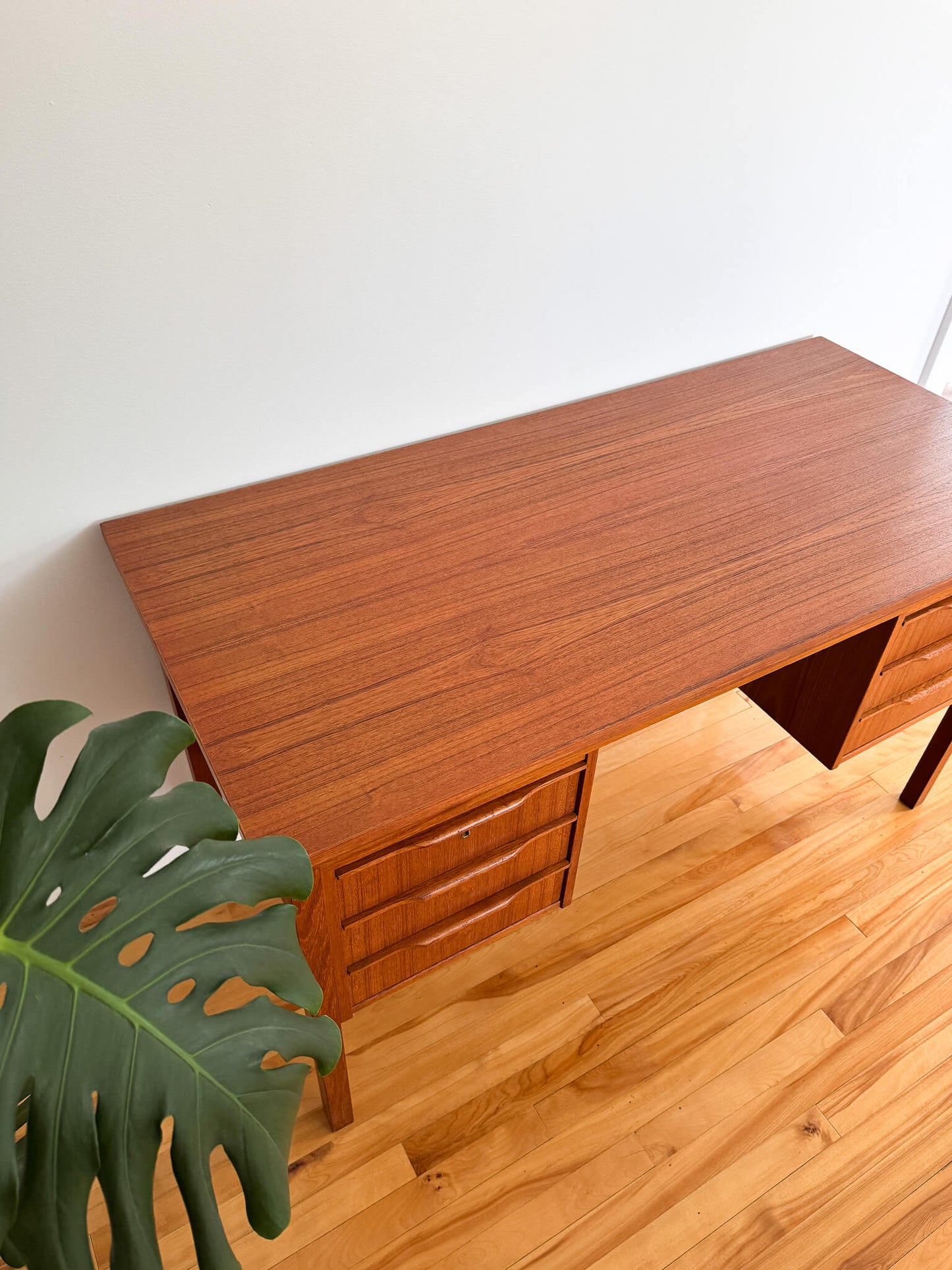 Bureau vintage en teck 6 tiroirs, Ejsing Mobelfabrik, Danemark 1960s