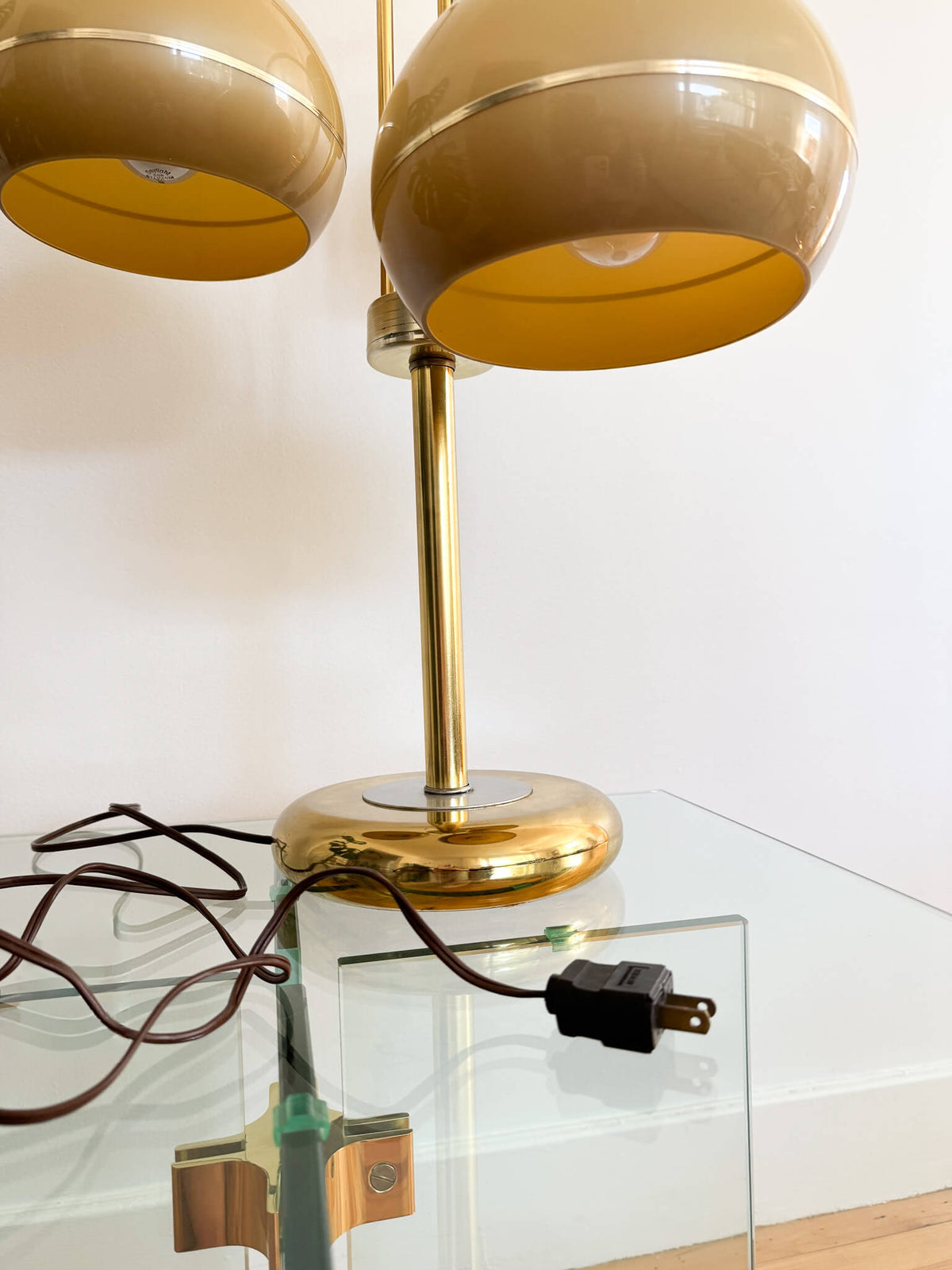 Lampe de table vintage Space Age en laiton à 3 abats-jours, 70s