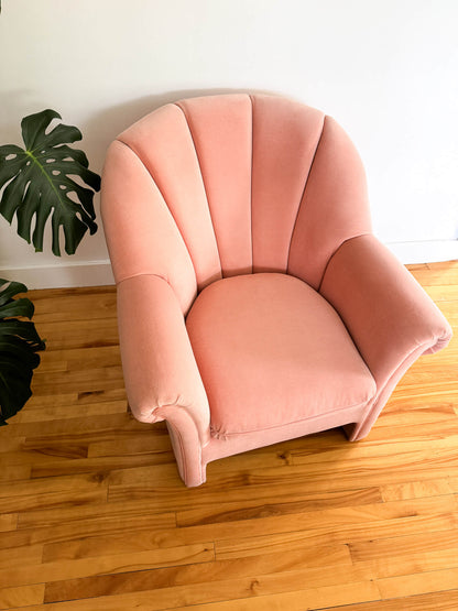 Fauteuil vintage en velours rose, d'après  la Haus Koller armchair