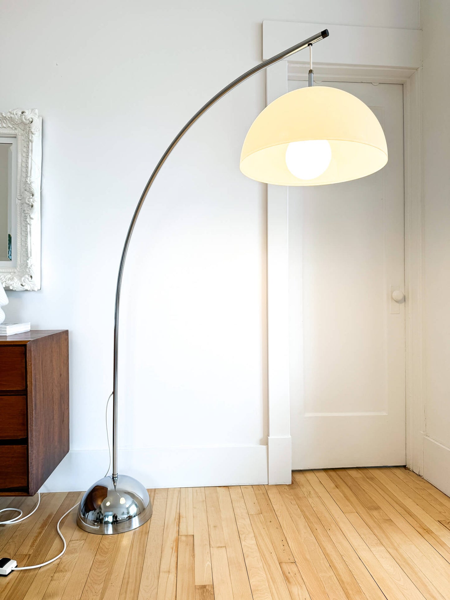 Lampe sur pied vintage Mid-Century en arc