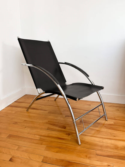 Fauteuil vintage en cuir noir et tubulure chromée Mid-Century
