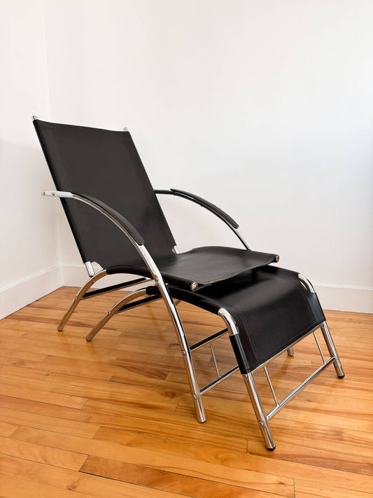 Fauteuil vintage en cuir noir et tubulure chromée Mid-Century