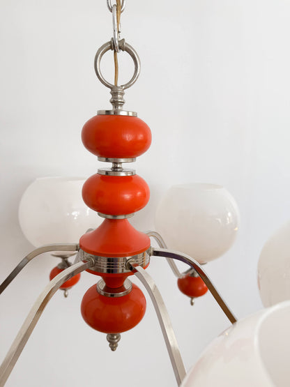 Lustre vintage chromé & orange avec globes sphériques en verre blanc