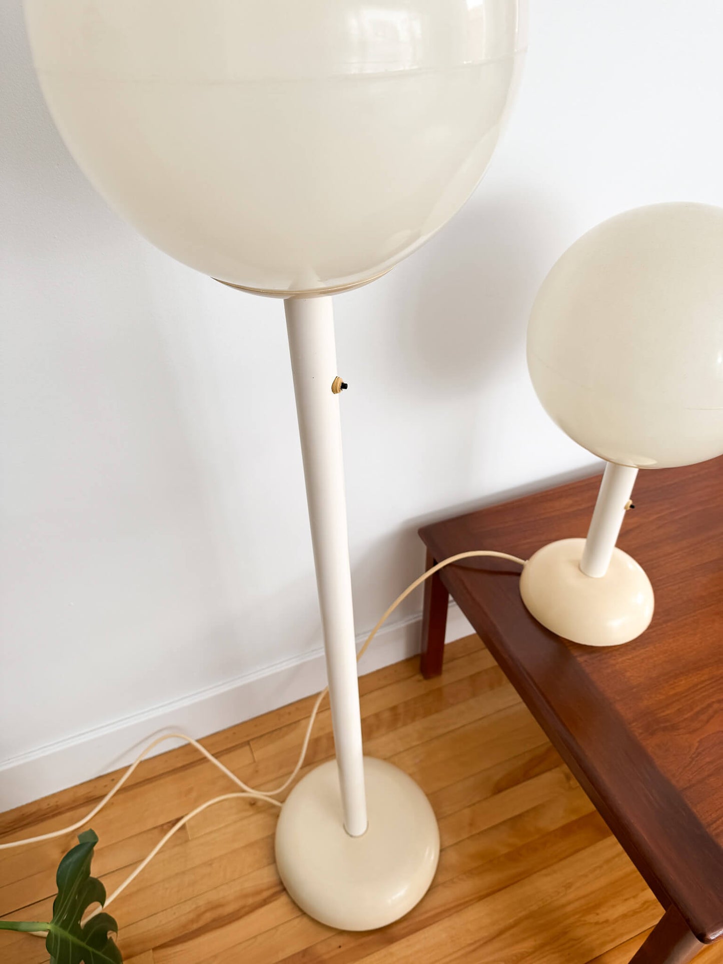 Lampe sur pied vintage Olympia Lunar, 60s