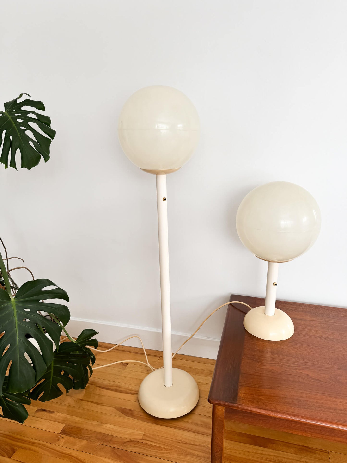 Lampe sur pied vintage Olympia Lunar, 60s