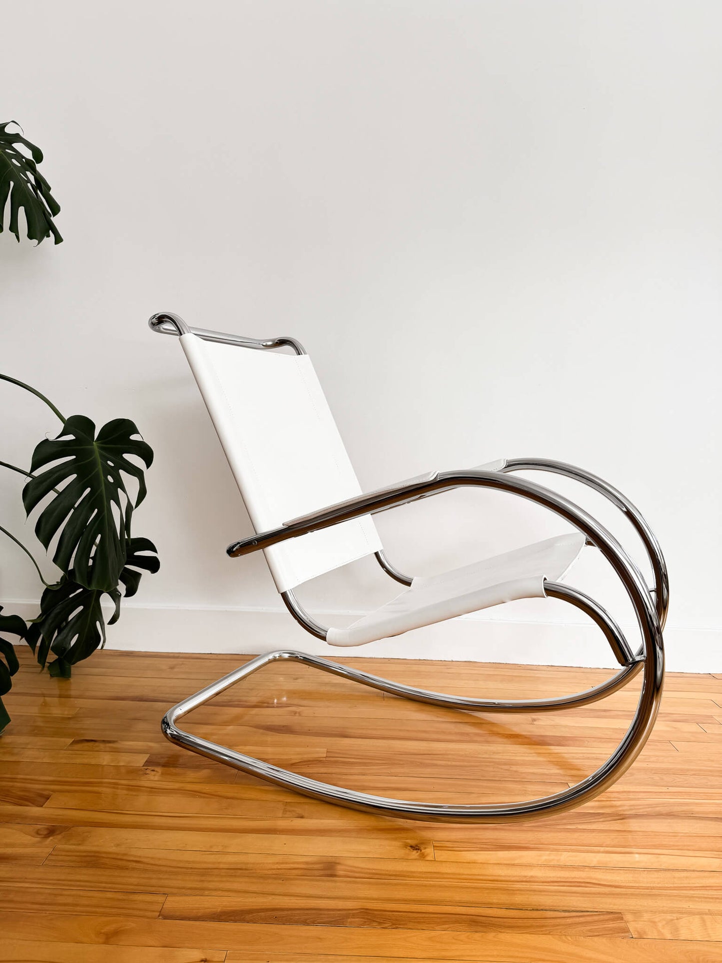 Fauteuil à bascule vintage en cuir et acier par Fasem, Italie, 80s