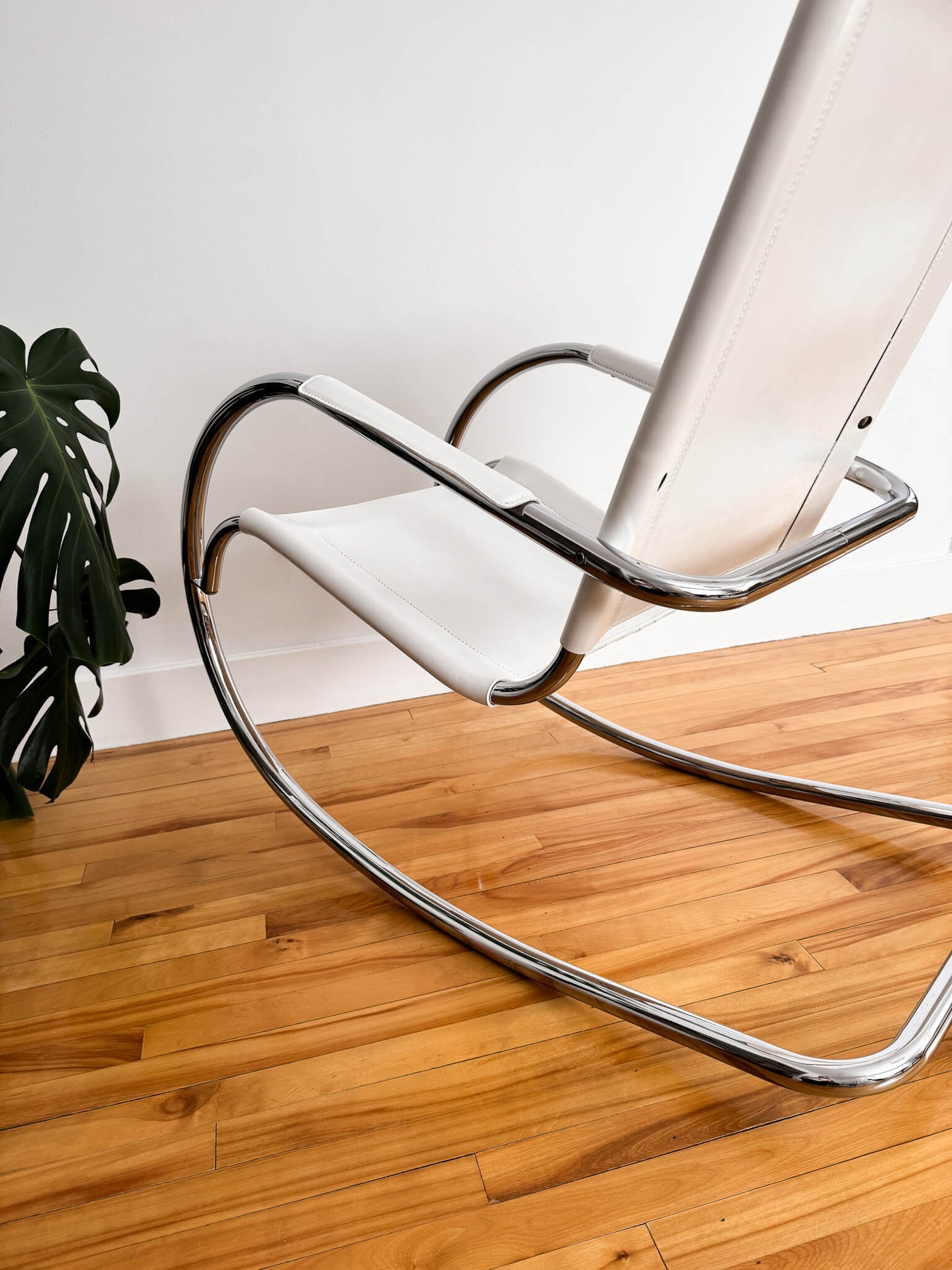 Fauteuil à bascule vintage en cuir et acier par Fasem, Italie, 80s